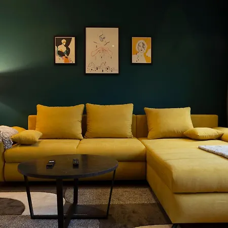 Charming Duplex In Lägenhet Belgrad