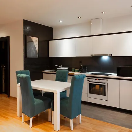 Charming Duplex In Belgrado